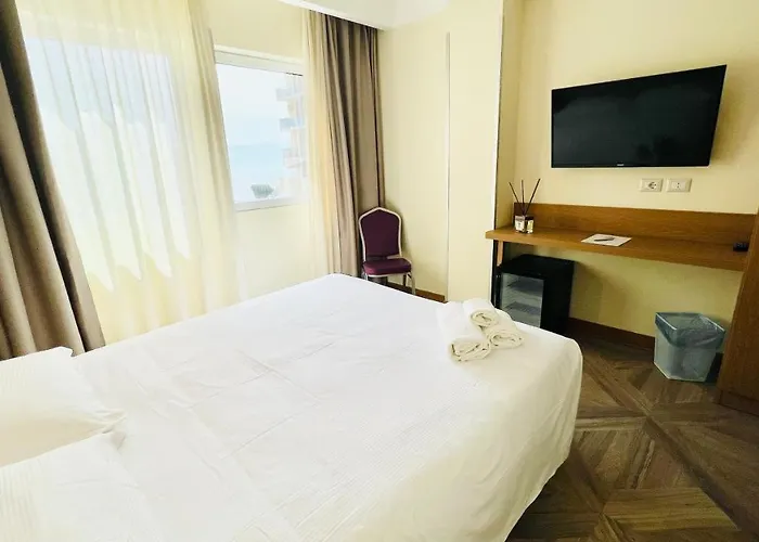 Sea Palace Szálloda