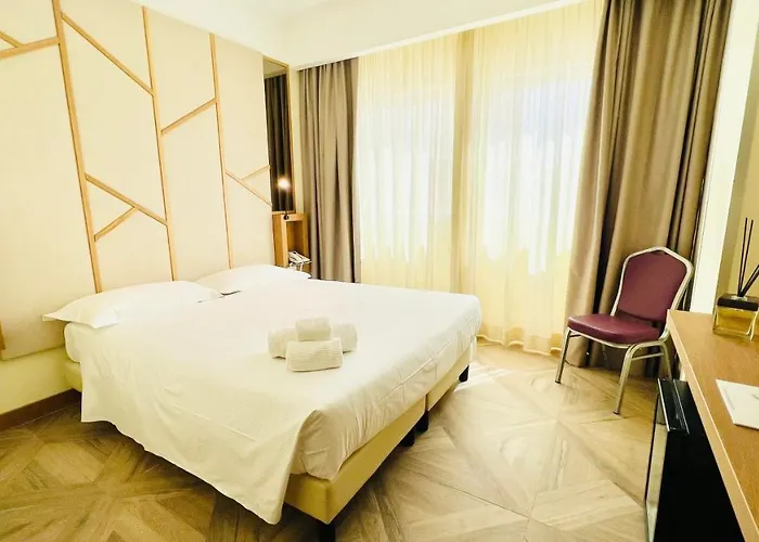 Sea Palace Szálloda