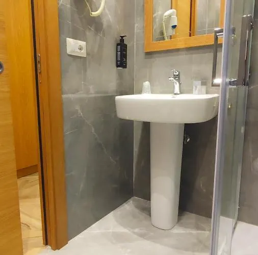 Sea Palace Szálloda